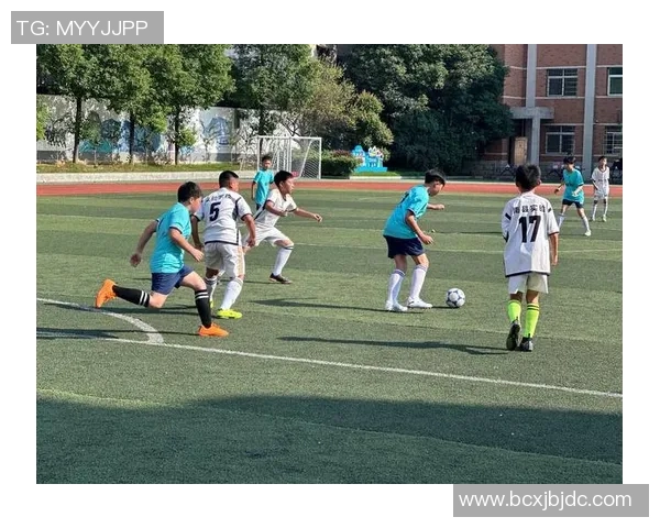 吴川足球球星阿贵崭露头角 逐梦绿茵场创造新辉煌