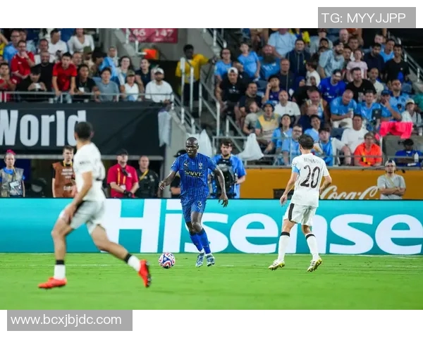 震撼瞬间全球顶级足球球星高清写真展现绿茵场巅峰风采